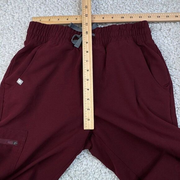 Figs Scrub Set Zamora Jogger & Catarina Top Set Burgundy - Picture 12 of 12